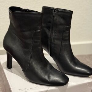 Gently used Alfani Step N Flex booties